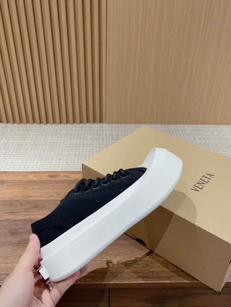 Gucci Casual Shoes